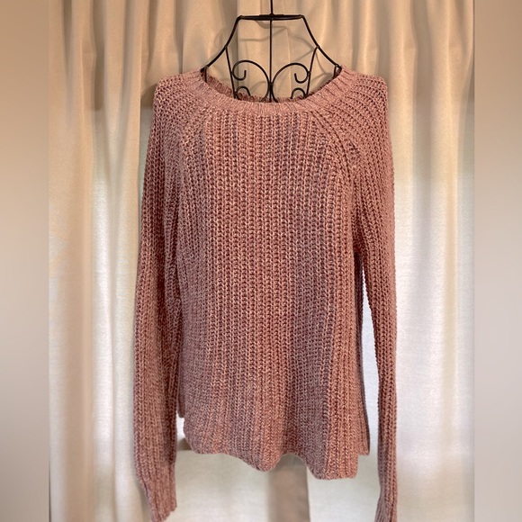 American Eagle Outfitters Women’s Sz M Heathered Pink Sweater w/Scalloped Edge - Picture 1 of 4